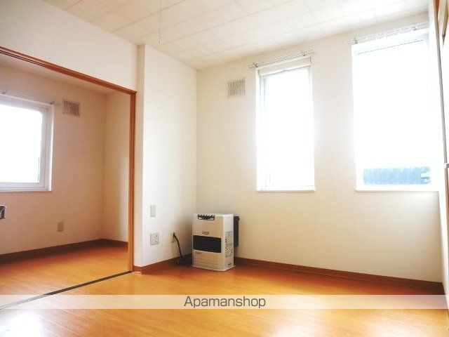 フロンティア北10条の内装写真