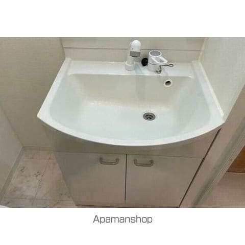スパシエロッサ横浜吉野町の内装写真