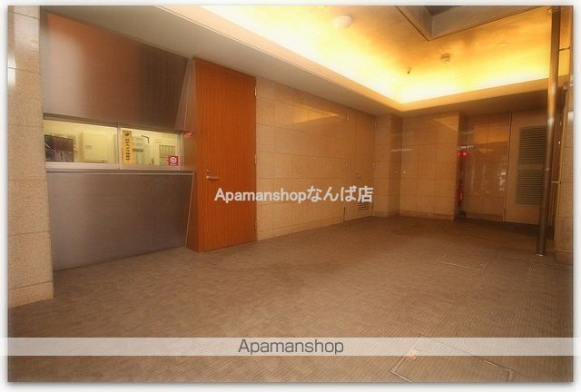 ビエラ江戸堀の玄関写真