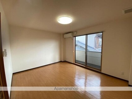 ガレージライフ高松東[1K/28.9m2]のリビング・居間