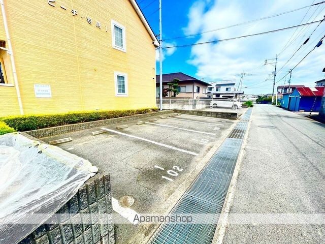 サンビーチ毛見Ⅰ[3LDK/65.57m2]の駐車場