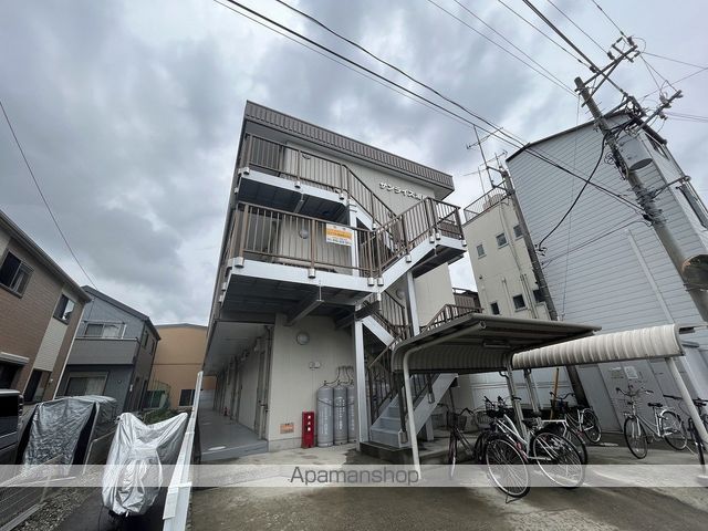 サンライズ湘南の玄関写真