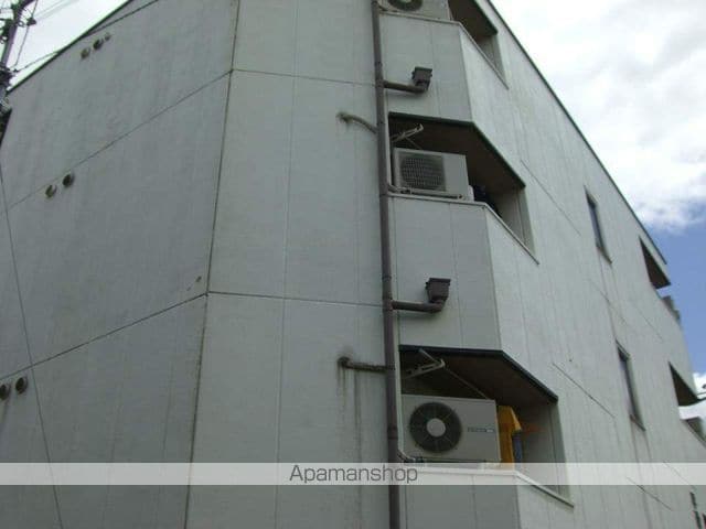 平池マンションの外観写真