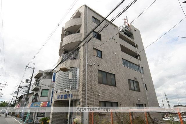 石橋マンションの外観写真
