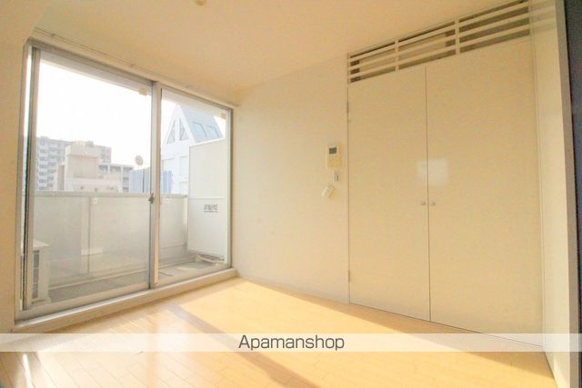 IDEOSの内装写真