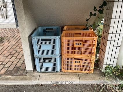 ホワイトマンション[2DK/46.57m2]の外観3