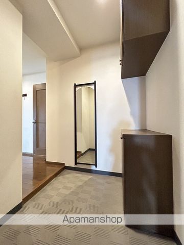 ロイヤルシティ弐番館富岡の内装写真