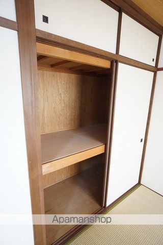 シャトルタカノの内装写真