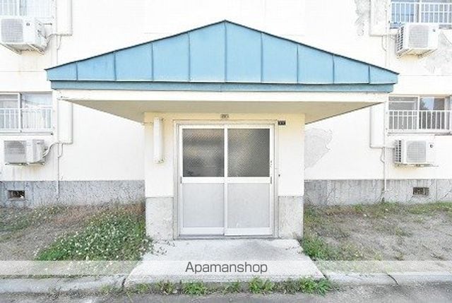 ビレッジハウス福住1号棟の玄関写真
