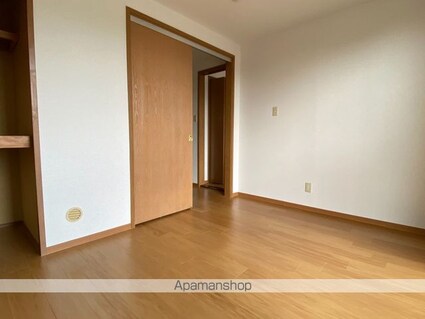 和歌山県御坊市藤田町藤井[3K/54.92m2]の内装1