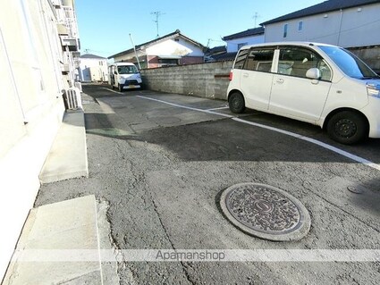 ツインクル中田[3DK/56.04m2]の駐車場
