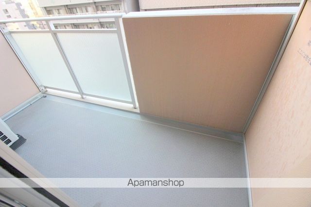 クロスレジデンス大阪新町の内装写真