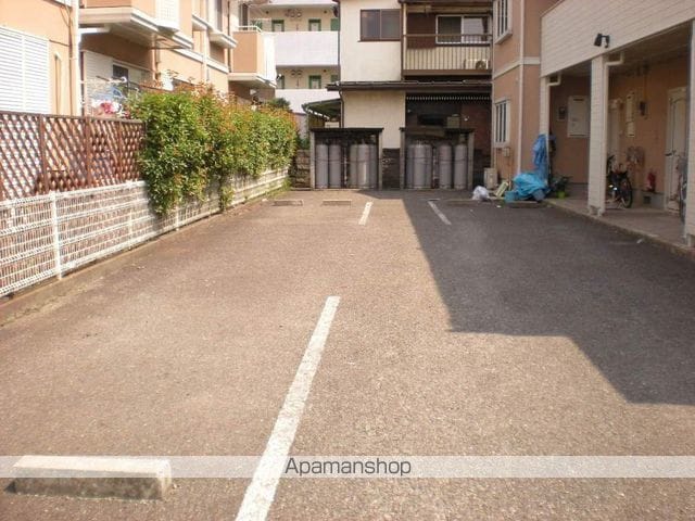 メイプルハイツAの玄関写真