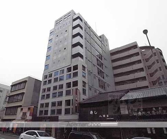 ヴァン四条大宮の外観写真