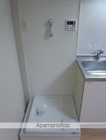 東信松涛マンションの内装写真