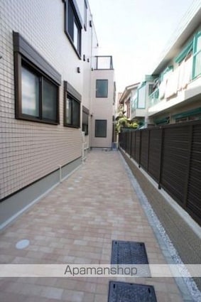東京都大田区中央６丁目[2DK/59.75m2]の共用部1