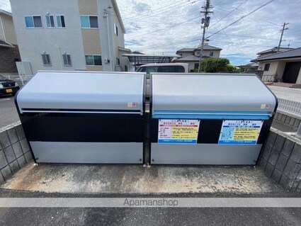 アベンシス５[1R/32.9m2]の共用部2