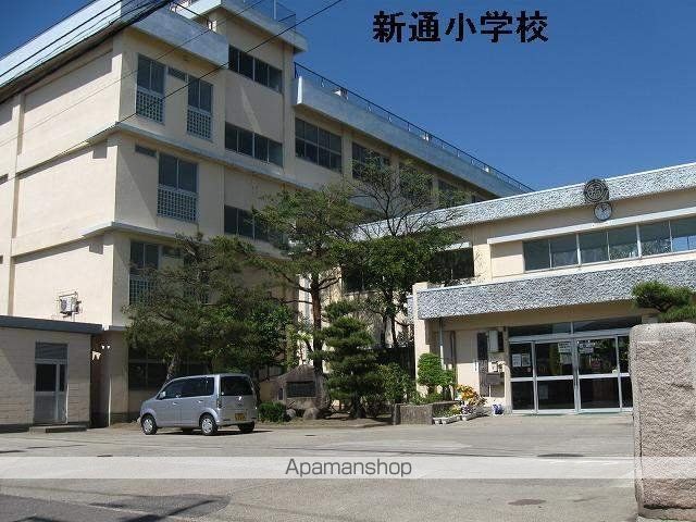 サン・アルルAの周辺写真