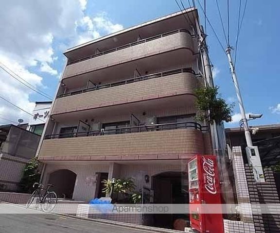 フレーヴァー深草の外観写真