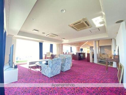 ロイヤルシティ弐番館青柳[1LDK/211m2]の内装2