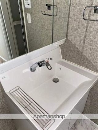 東京都杉並区和田１丁目[3LDK/65.93m2]の洗面所