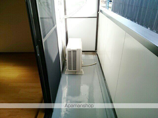 シャン・ド・フルールの内装写真