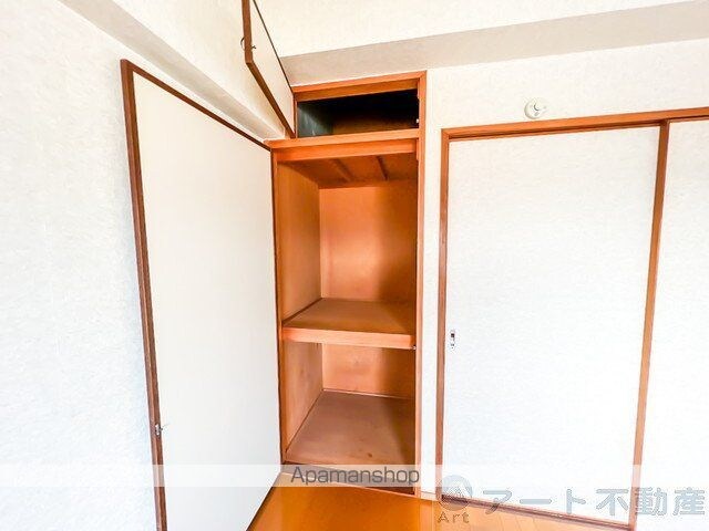 シャルマンコーポ土居[3LDK/66m2]の収納