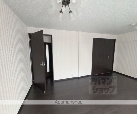 山科音羽マンション A棟の内装写真