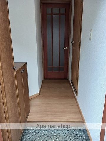 クレストヒルズ Dの内装写真