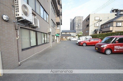 広島県広島市安佐南区緑井５丁目[2LDK/67.6m2]の駐車場