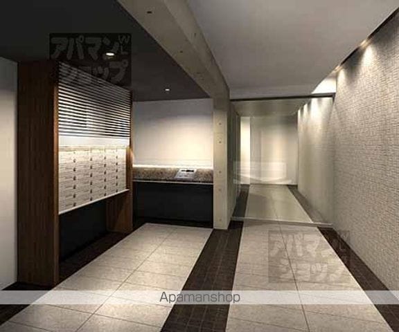 桂徳大寺北町マンションの外観写真