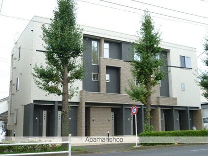 東京都昭島市田中町２丁目[1LDK/54.17m2]のエントランス