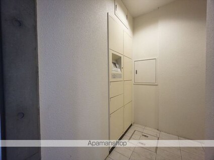 ラ・ルーシュ泉[1K/24.92m2]の外観4