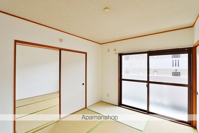 ハイランドマンション多田1号棟の内装写真