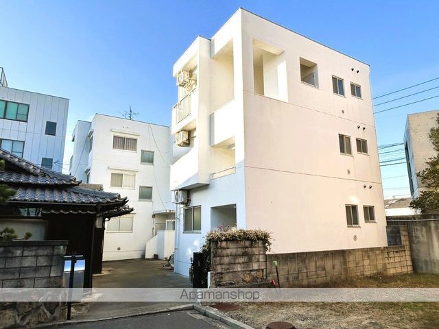 岩田ビルの外観写真
