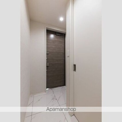 グランフォルトゥーナ久我山[2LDK/70.88m2]の玄関