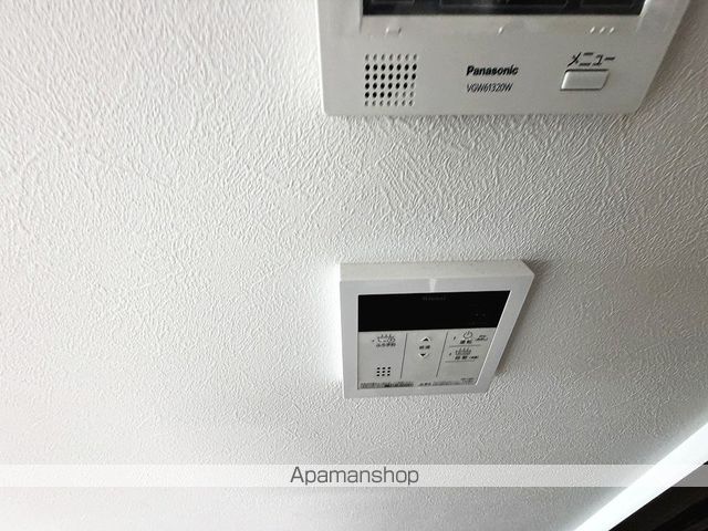 SHINING江坂離宮の内装写真