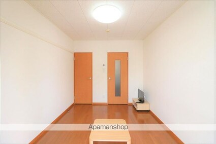 レオパレスカローレ[1K/20.81m2]のリビング・居間