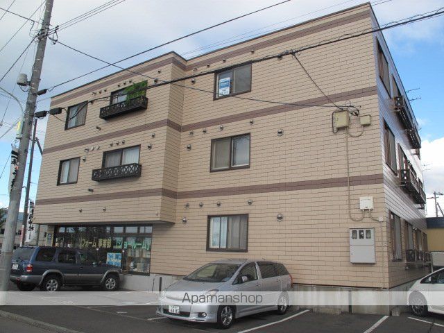 ロイヤルコート稲穂の外観写真