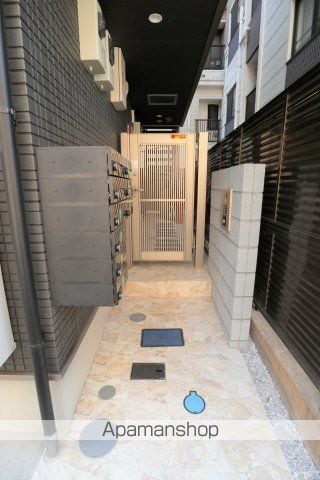 LAPELMELIAの玄関写真