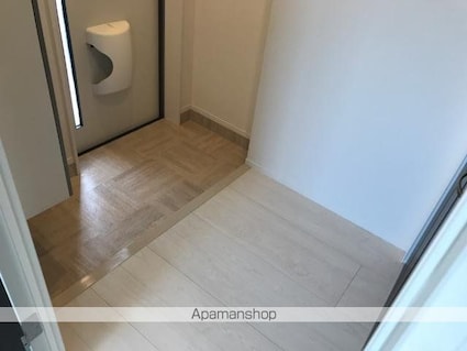 コスモ　ガーデン[1LDK/42.74m2]の玄関