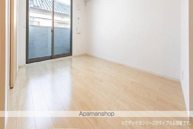 エクイティの内装写真