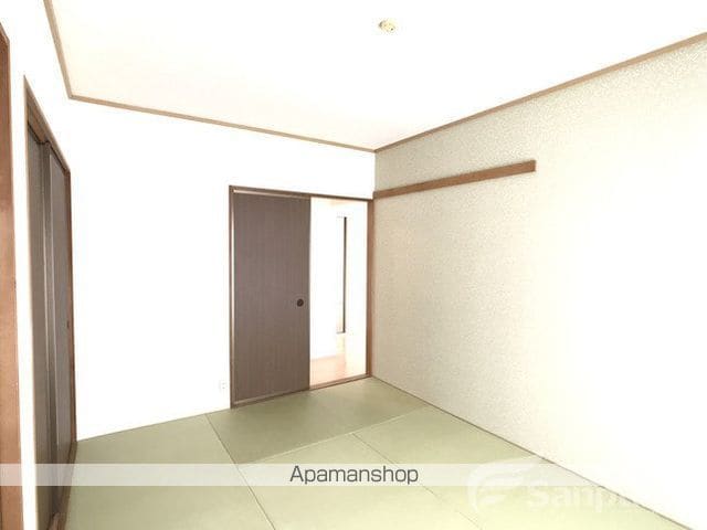 フレンドリーハイツ日野 A棟の内装写真