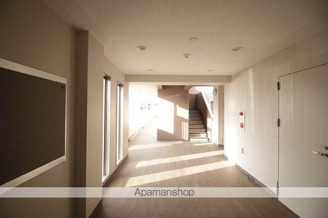 東京都立川市柴崎町６丁目[2LDK/50.16m2]の共用部1