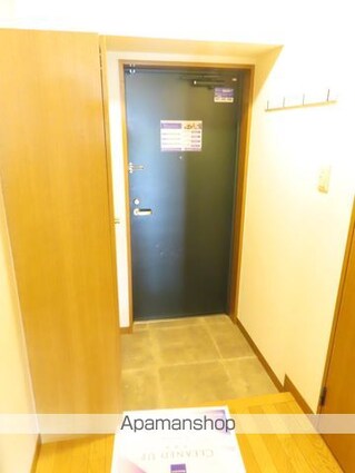 レジディア目白[1R/33m2]の玄関