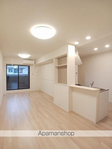ベルシオン東山崎町Cの内装写真