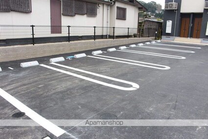 広島県福山市松永町４丁目[1LDK/44.15m2]の駐車場2