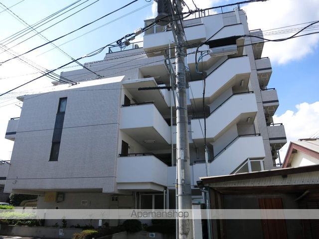 日神パレス鶴間の外観写真