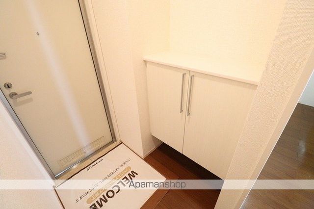 LARCHEの内装写真