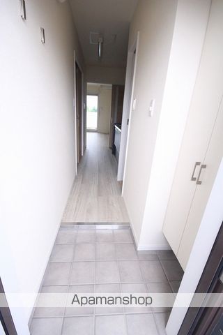 フリューゲル年見の内装写真